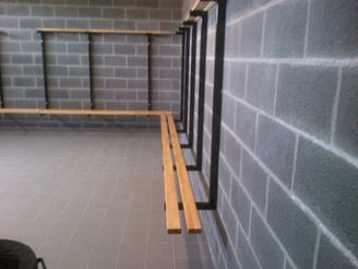 Picture of Banc mural avec penderie